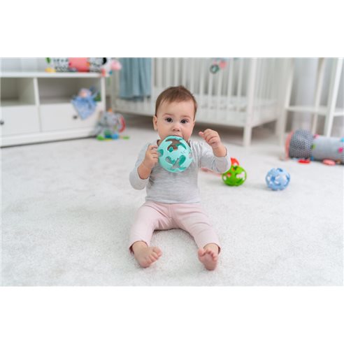 Dumel Gili Gums  Piłka Dino Gryzak